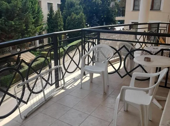 иглика דירה *